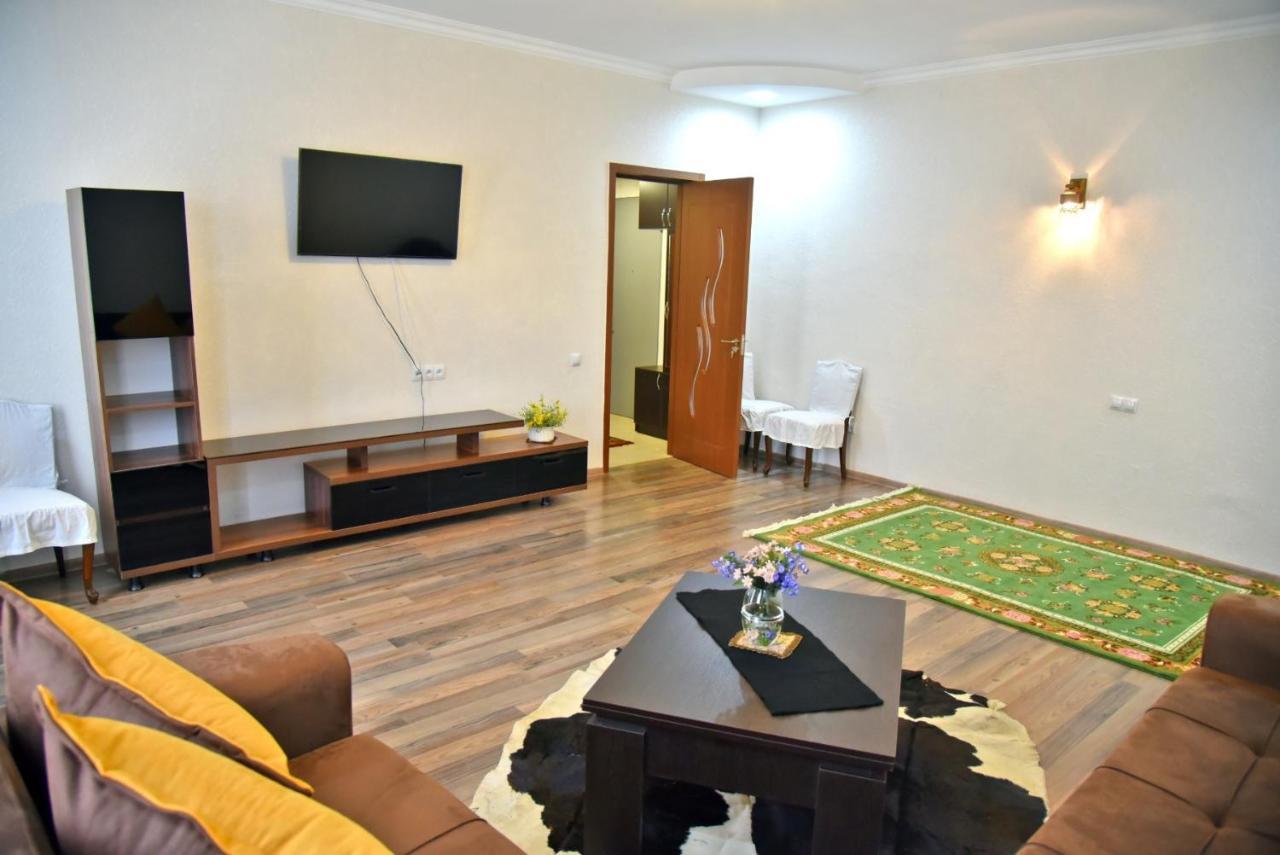 Robo Apartment Tbilisi Eksteriør bilde