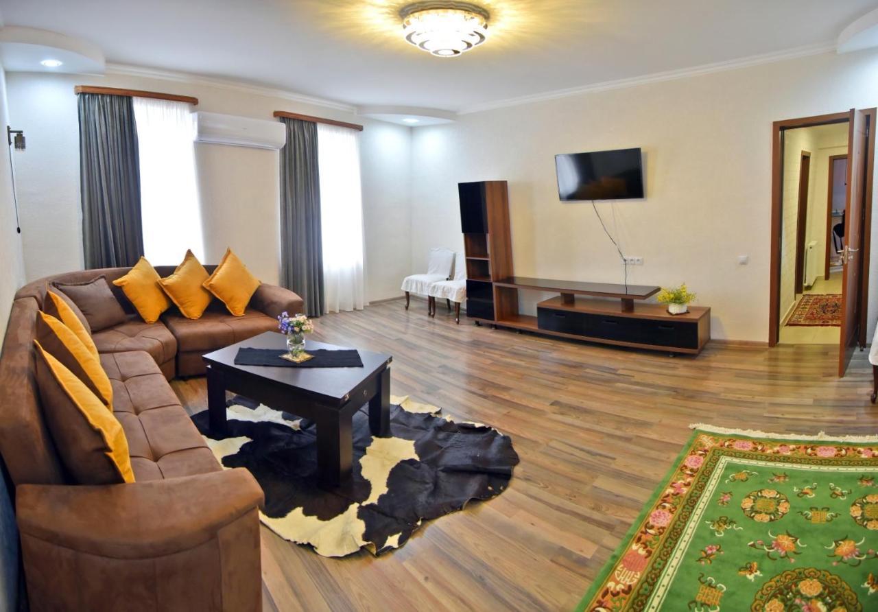 Robo Apartment Tbilisi Eksteriør bilde